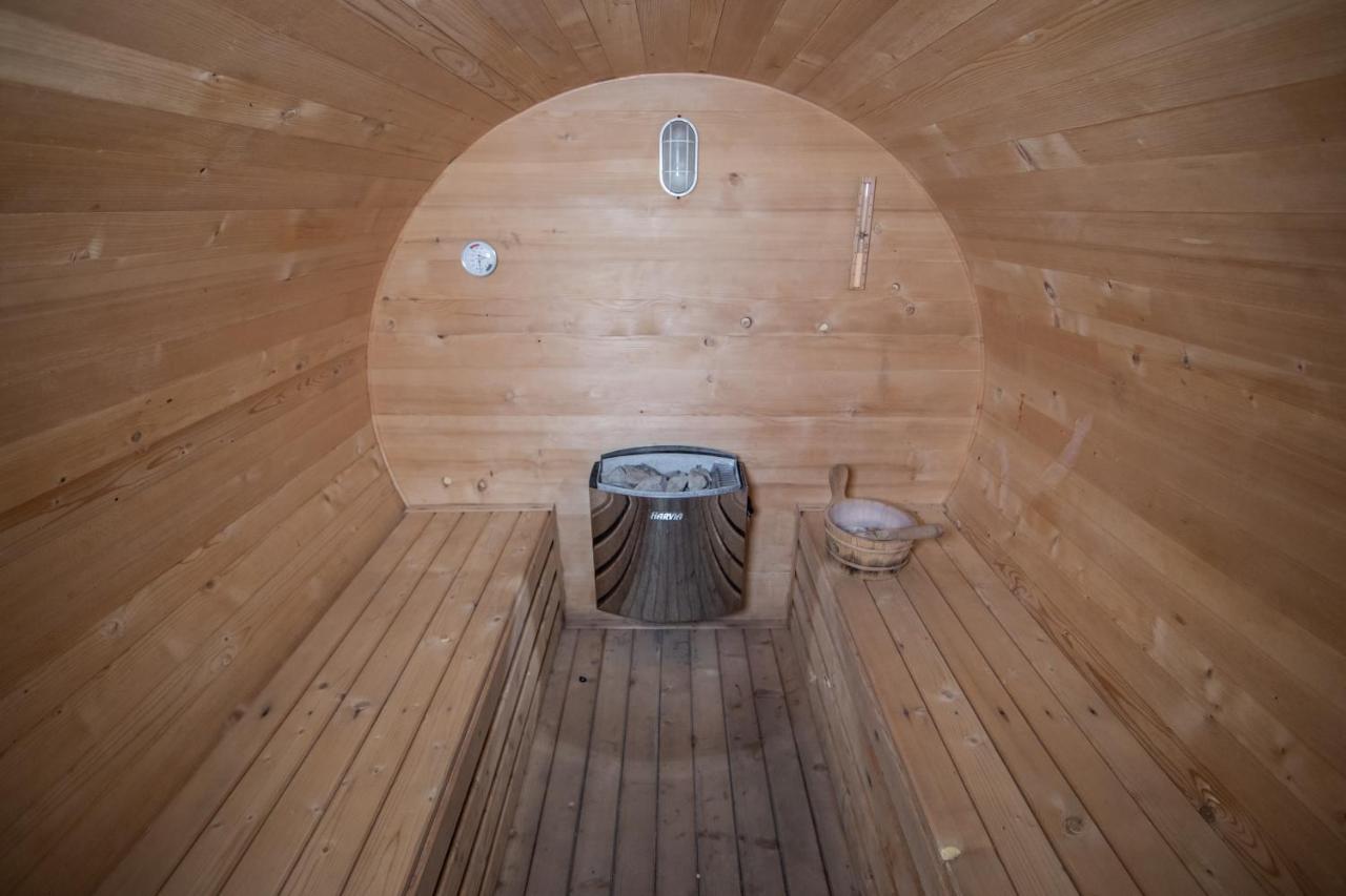 Casa Arcadia 1 Piscina,Jacuzzi, Sauna Buzau Exterior photo